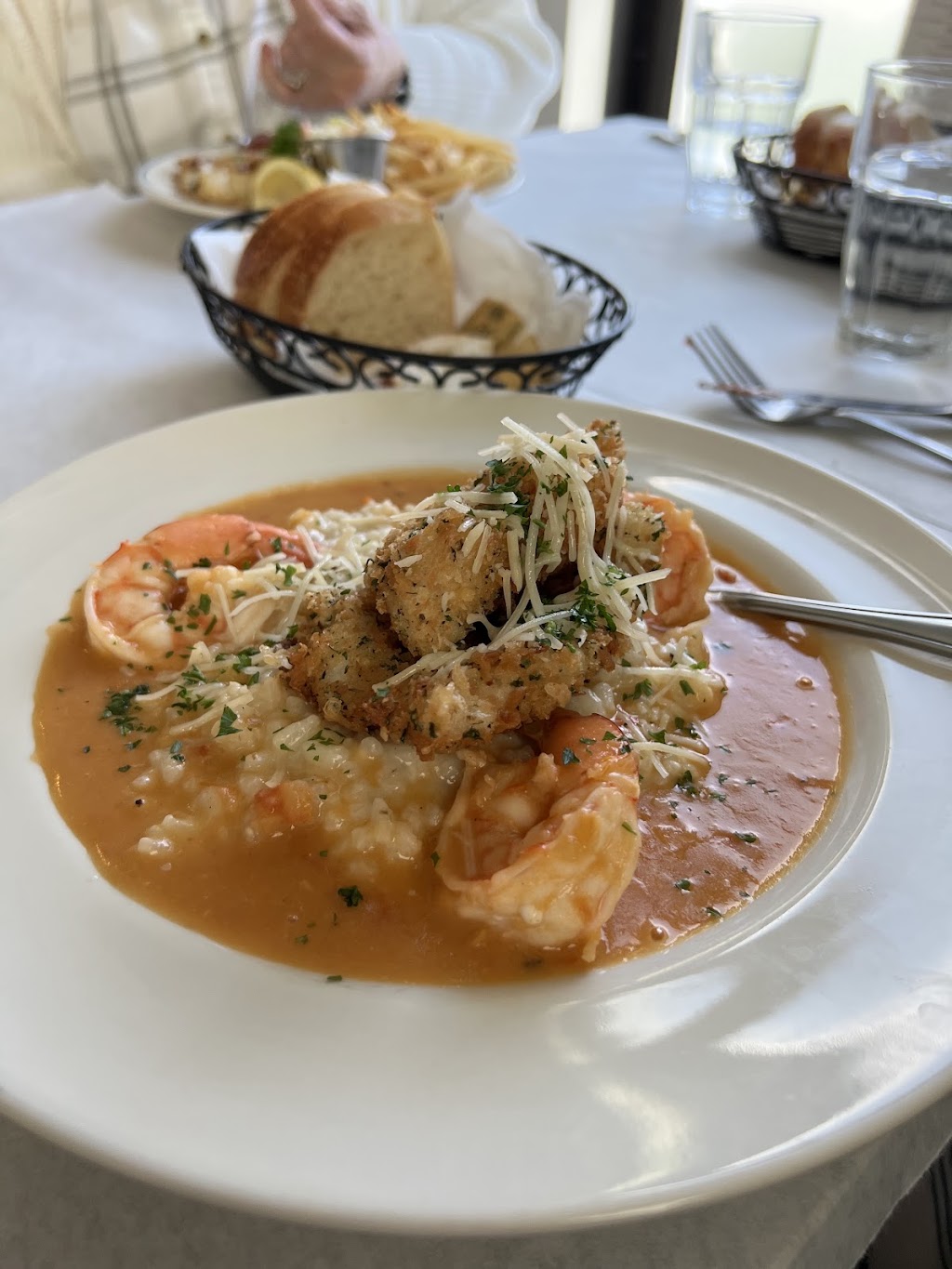 Blue Point Grill | restaurant | 3 W Rd, Newtown, PA 18940, USA | 2677564044 OR +1 267-756-4044