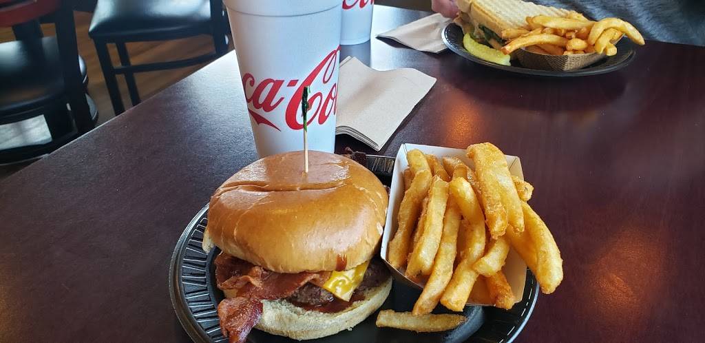 Up Down Eatery and Coffeehouse | restaurant | 2215 US-45, Columbus, MS 39705, USA | 6625701526 OR +1 662-570-1526