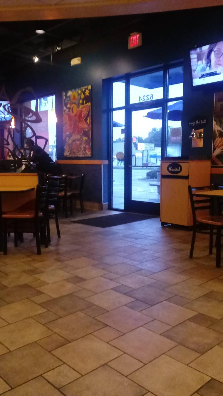 Long John Silvers | restaurant | 6224 Bluffton Rd, Fort Wayne, IN 46809, USA | 2607477053 OR +1 260-747-7053