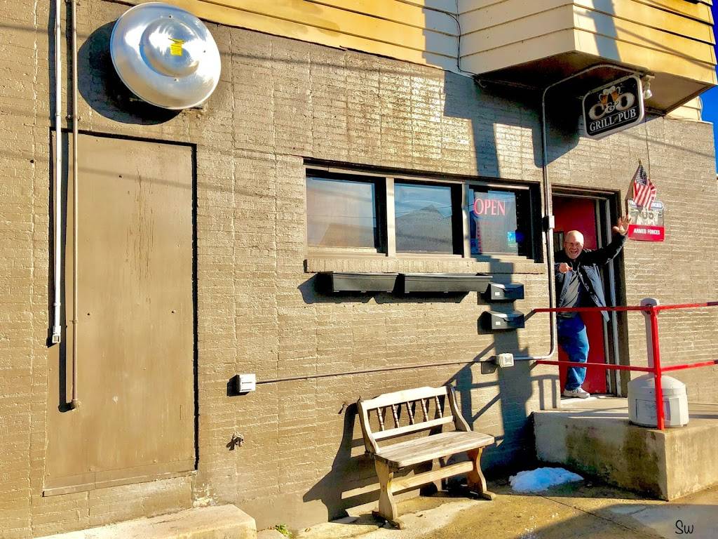 C&O grill and pub | restaurant | 111 N Conococheague St, Williamsport, MD 21795, USA | 2403668203 OR +1 240-366-8203