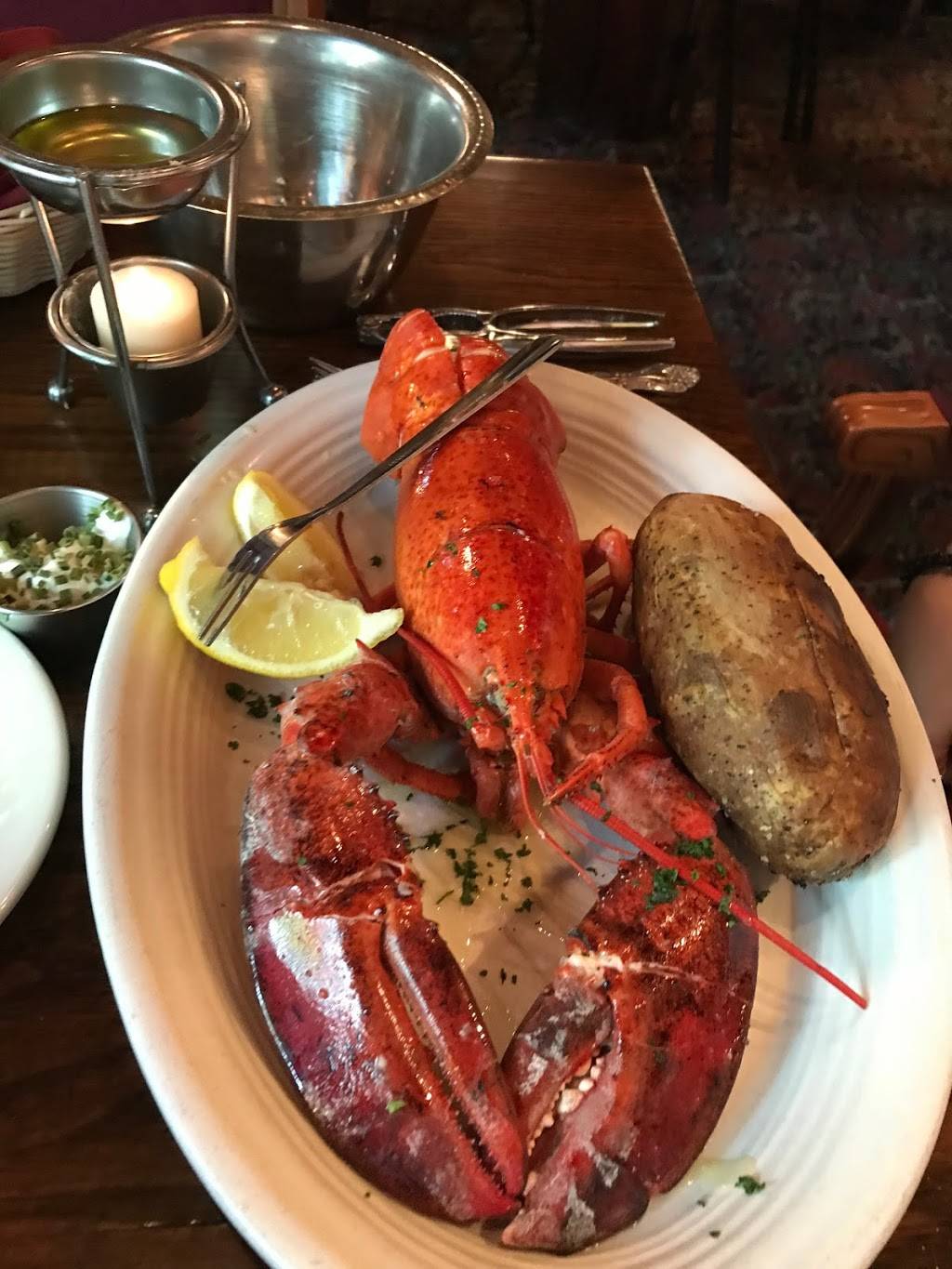 Jays Seafood | restaurant | 225 E 6th St, Dayton, OH 45402, USA | 9372222892 OR +1 937-222-2892