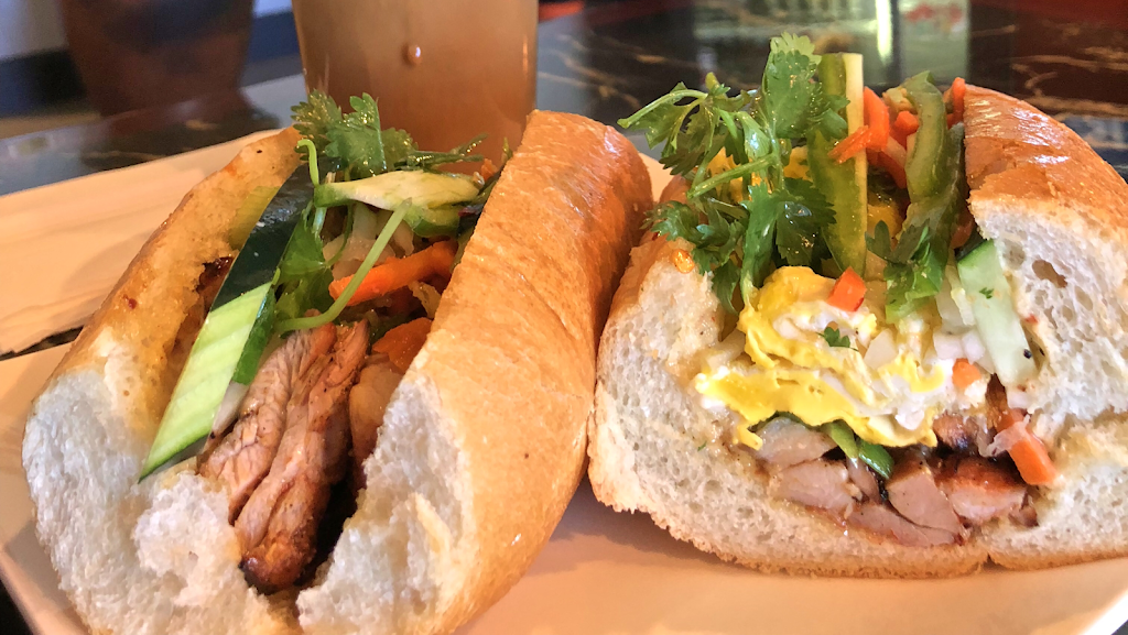 108 Vietnamese Restaurant | restaurant | 18114 E Valley Hwy, Kent, WA 98032, USA | 4252518803 OR +1 425-251-8803