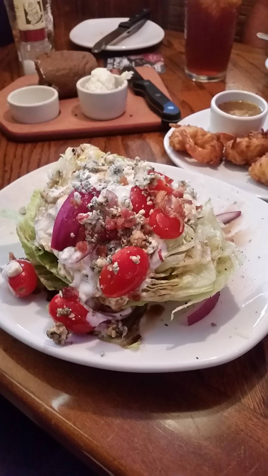 Outback Steakhouse | restaurant | 1637 E Empire St, Bloomington, IL 61701, USA | 3096630455 OR +1 309-663-0455