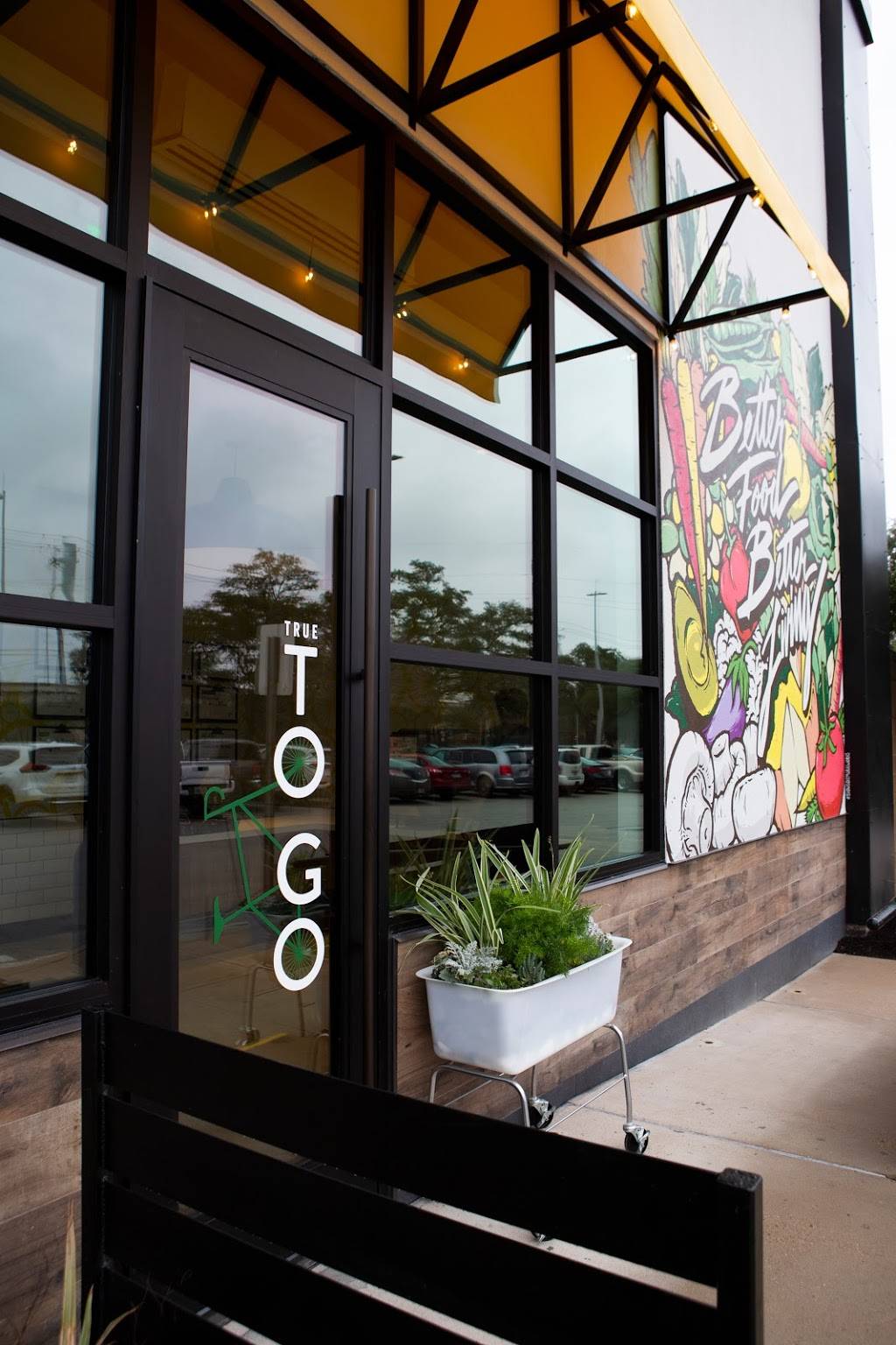 True Food Kitchen | restaurant | 11410 Century Oaks Terrace Suite 100, Austin, TX 78758, USA | 5129920685 OR +1 512-992-0685