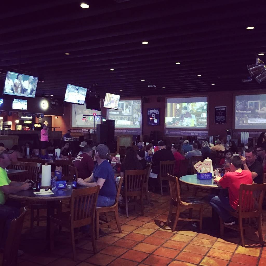 Big Sams Grill & Bar | restaurant | 10514 Leopard St, Corpus Christi, TX 78410, USA | 3612411234 OR +1 361-241-1234