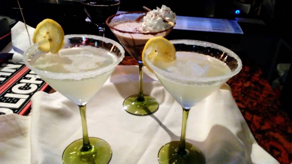 Cajun Cove | restaurant | 89 Royal Palm Pointe, Vero Beach, FL 32960, USA | 7726176359 OR +1 772-617-6359