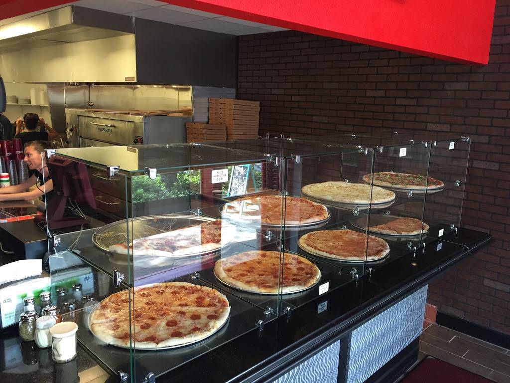 Tonys Pizza | restaurant | 533 Central Ave, St. Petersburg, FL 33701, USA | 7278964444 OR +1 727-896-4444