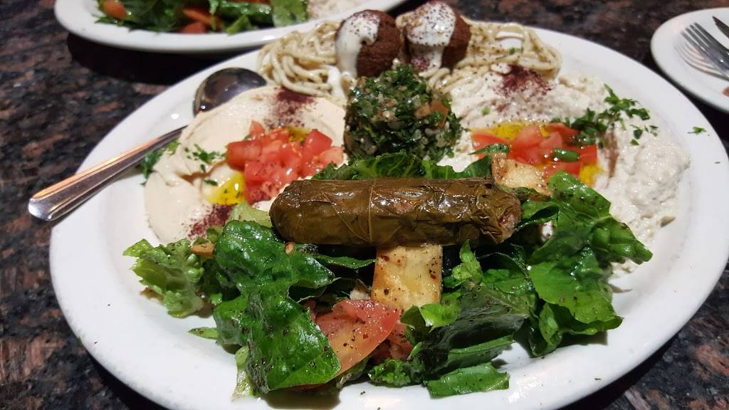 Zaytoona | restaurant | 129 W 7th St, Hanford, CA 93230, USA | 5595303085 OR +1 559-530-3085