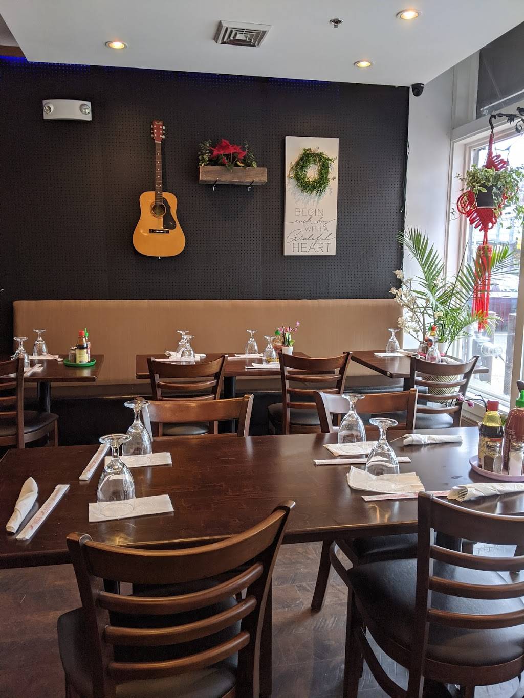 Hello Vietnam | restaurant | 722 N 2nd St, Philadelphia, PA 19123, USA | 2159222800 OR +1 215-922-2800