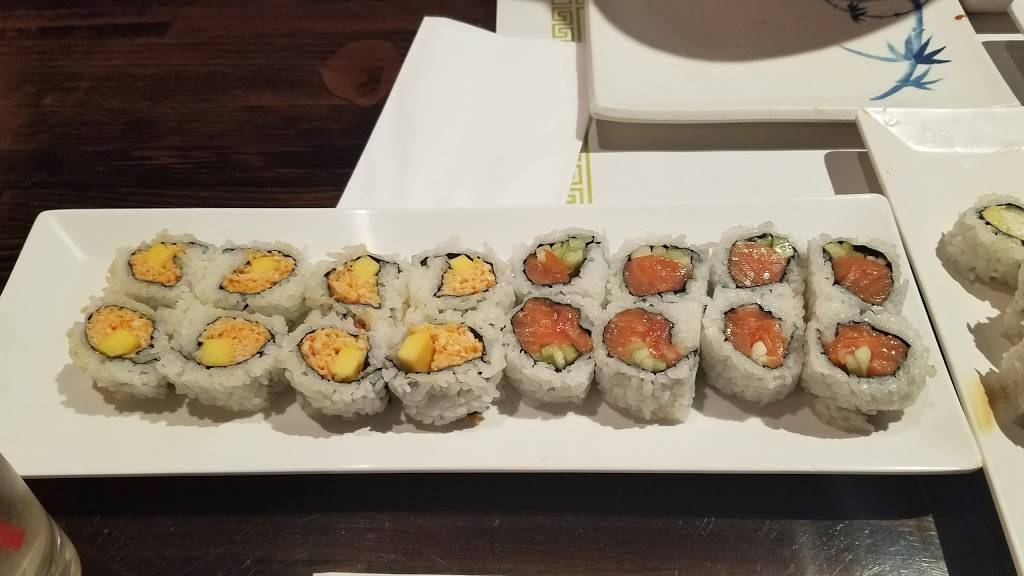 Crazy Rockn Sushi | restaurant | 1546 W Redondo Beach Blvd, Gardena, CA 90247, USA | 3103237655 OR +1 310-323-7655