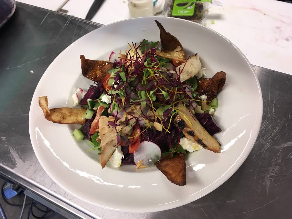 LUsine Fabrique À manger | restaurant | 534 Boulevard Cadieux local 105, Beauharnois, QC J6N 0R5, Canada | 4503950604 OR +1 450-395-0604