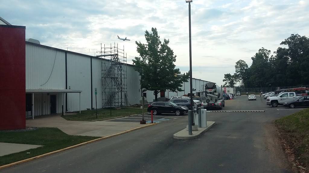 Cuisine Solutions Inc | restaurant | 22445 Sous Vide Lane, Sterling, VA 20166, USA | 7032702900 OR +1 703-270-2900