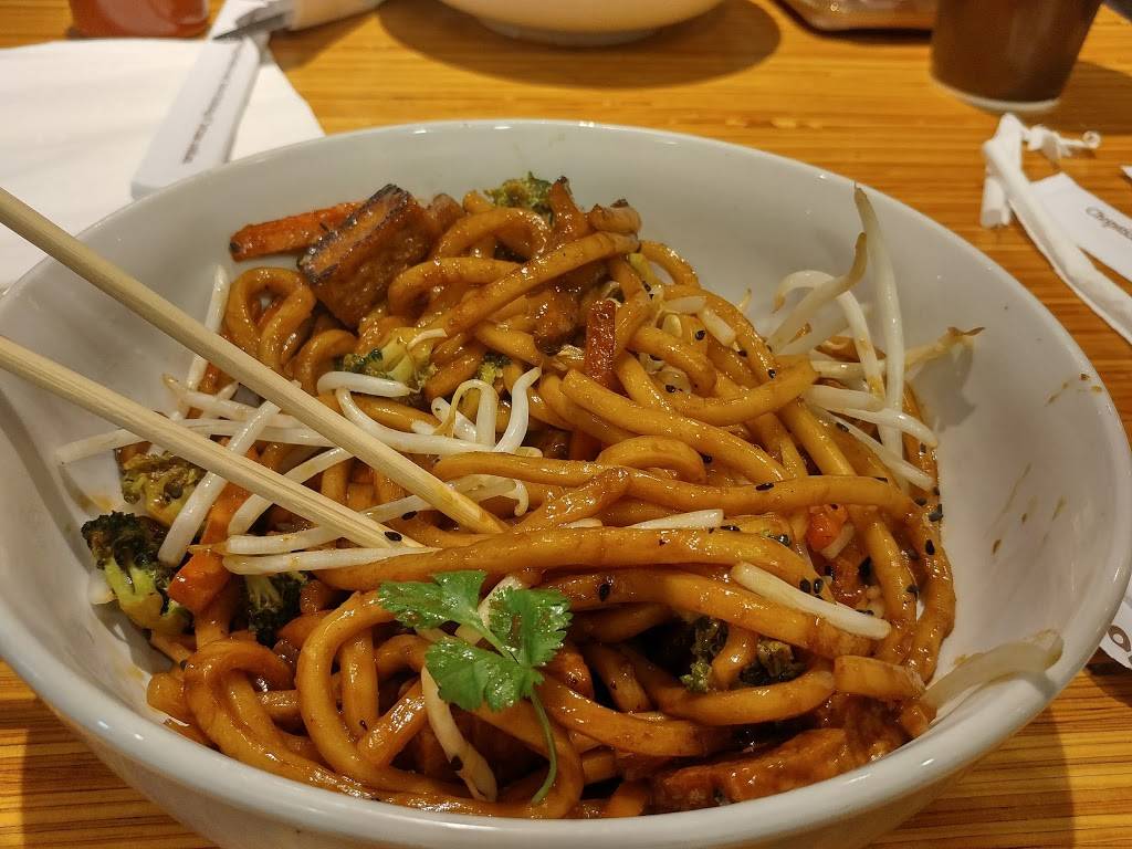 Noodles and Company | restaurant | 2435 Fair Oaks Blvd, Sacramento, CA 95825, USA | 9164847250 OR +1 916-484-7250