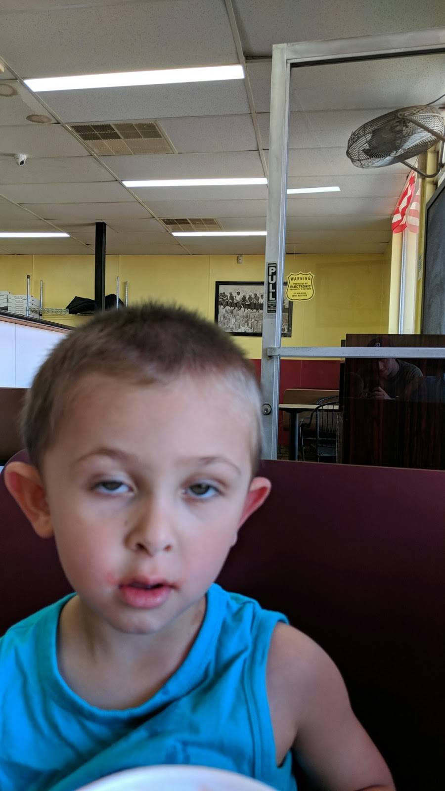 New York Giant Pizza | meal delivery | 9083 Dallas St, La Mesa, CA 91942, USA | 6194646000 OR +1 619-464-6000