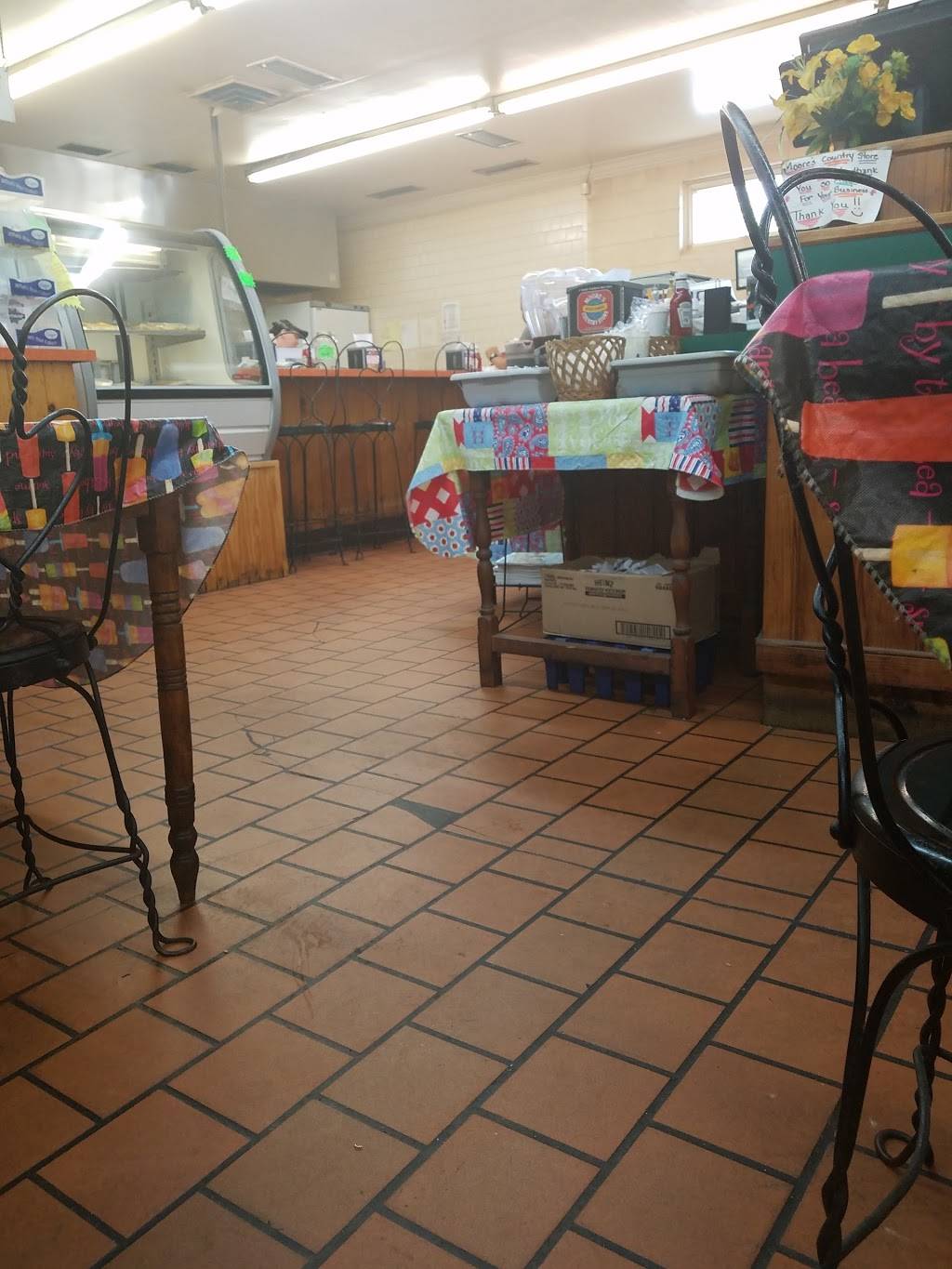 Moores Country Store | restaurant | 6963 Richmond Hwy, Lynchburg, VA 24504, USA | 4348464815 OR +1 434-846-4815