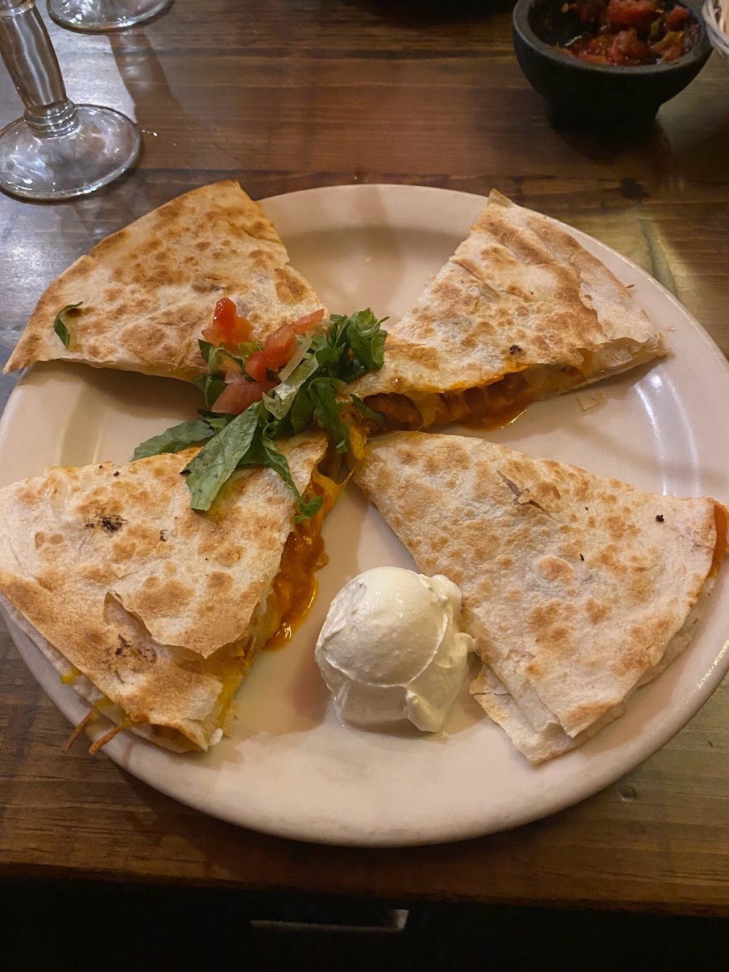 Carmelitas | restaurant | 618 Oak St, Calumet, MI 49913, USA | 9063374025 OR +1 906-337-4025