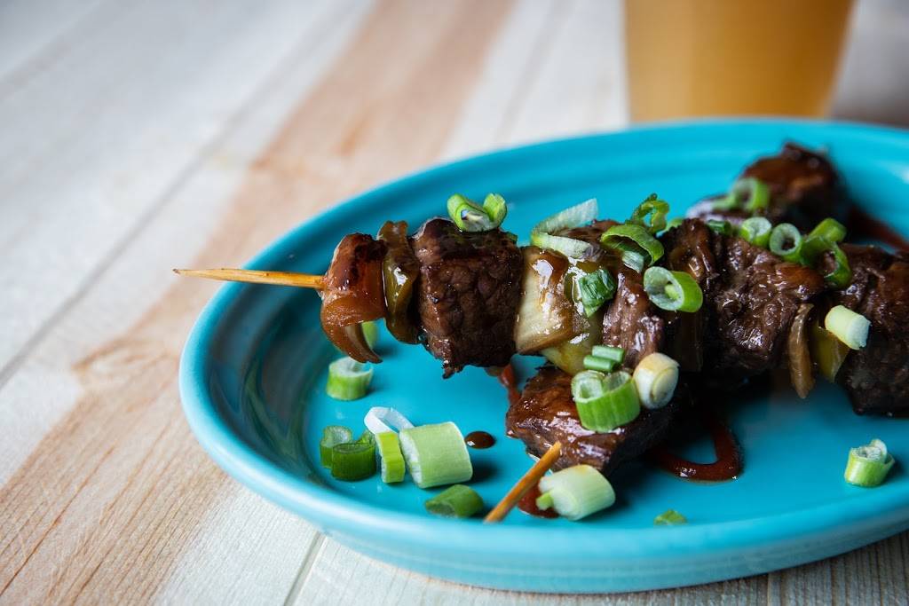 Big Reds Bar & Grill | restaurant | 11485 SW Scholls Ferry Rd #7168, Beaverton, OR 97008, USA | 5035794292 OR +1 503-579-4292