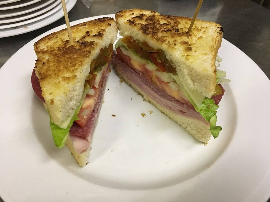 Grazianos | restaurant | Hazle St & Rose St, Beaver Meadows, PA 18216, USA | 5704559116 OR +1 570-455-9116