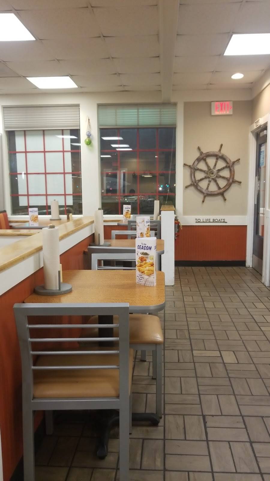 Captain Ds | restaurant | 7000 Reading Rd, Cincinnati, OH 45237, USA | 5137314967 OR +1 513-731-4967