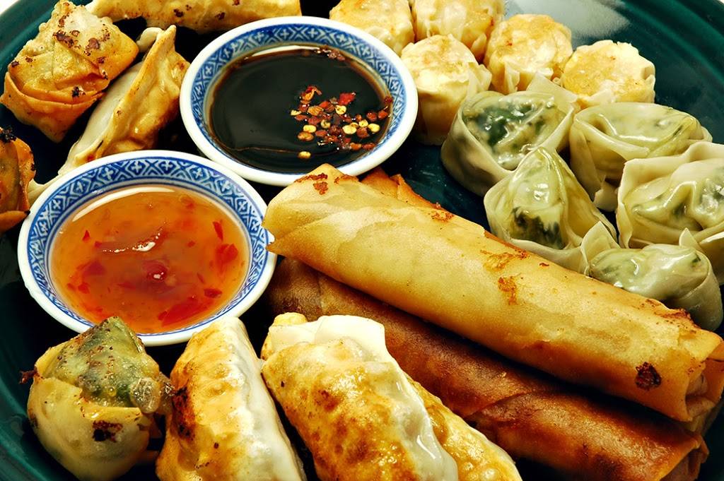 A Taste of the World | restaurant | 283 Sunset Park Drive, Herndon, VA 20170, USA | 7034712017 OR +1 703-471-2017