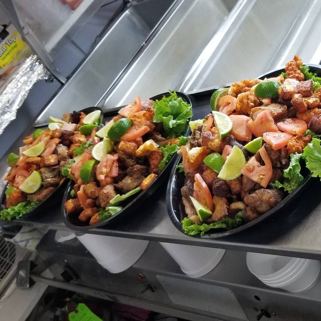 Cast-Mart Restaurant & grocery | restaurant | 606 Andover St, Lawrence, MA 01843, USA | 9786555454 OR +1 978-655-5454