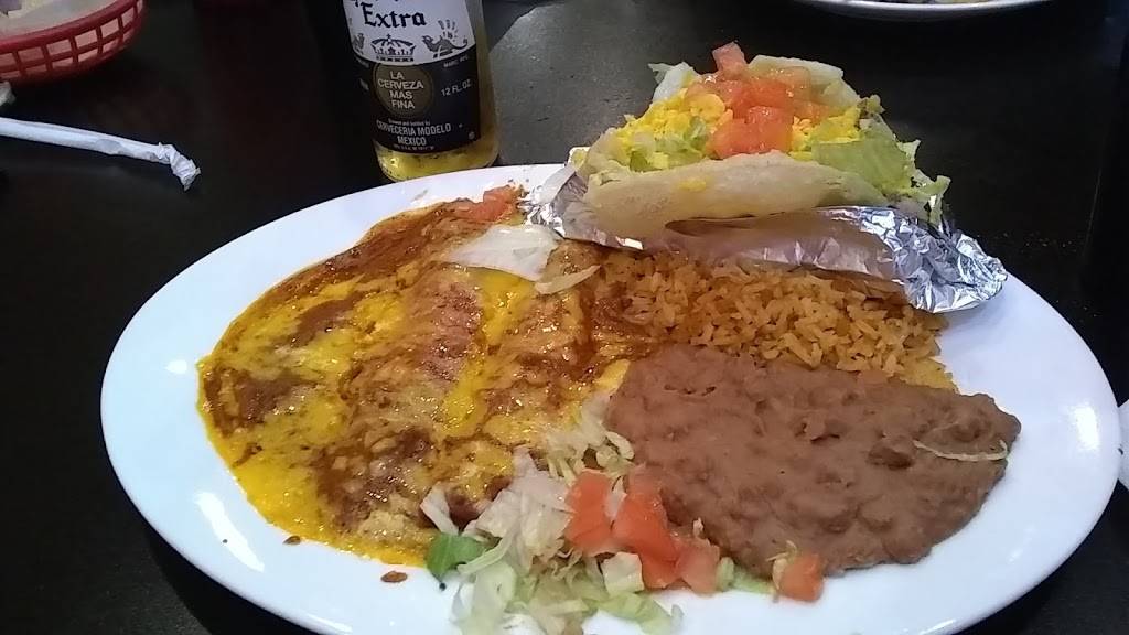 Tink-A-Tako (City Base) | restaurant | 2511 SE Military Dr, San Antonio, TX 78223, USA | 2103339000 OR +1 210-333-9000