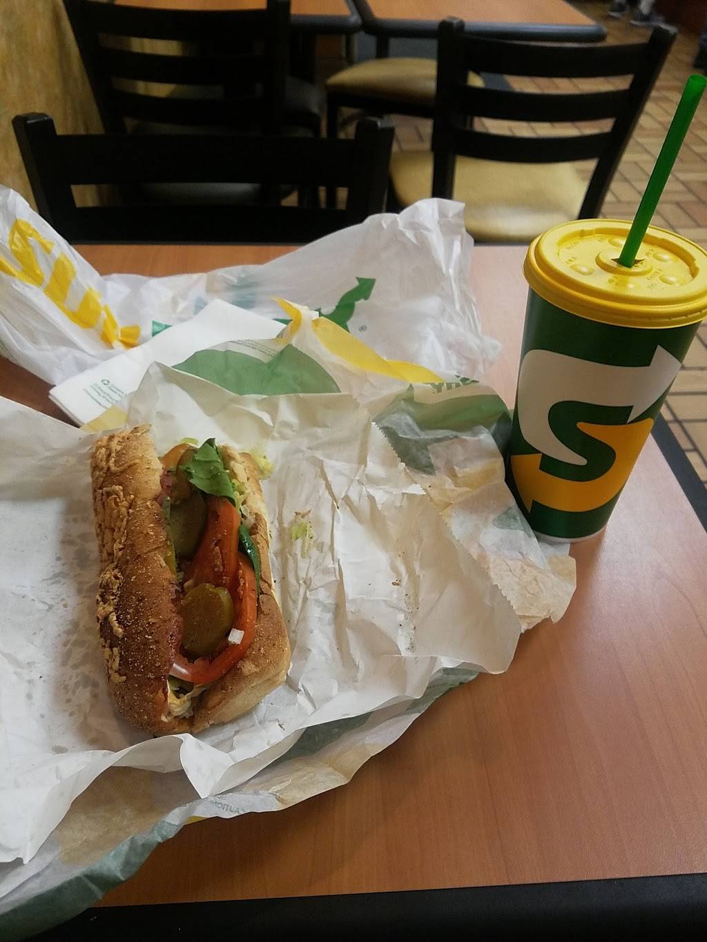 Subway Restaurants | restaurant | 5321 Holt Blvd, Montclair, CA 91763, USA | 9096258078 OR +1 909-625-8078