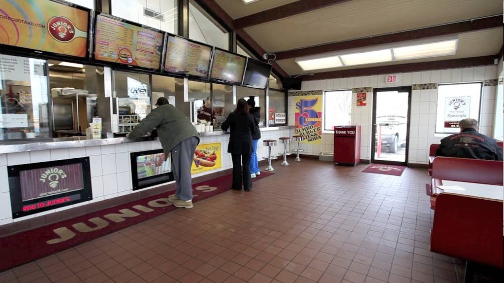 JJ fish & Chicken | restaurant | 6005 W Appleton Ave, Milwaukee, WI 53210, USA | 4145850045 OR +1 414-585-0045