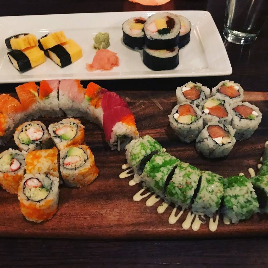 Coast Sushi & Sashimi | restaurant | 2545 Prairie Ave, Evanston, IL 60201, USA | 8473282221 OR +1 847-328-2221