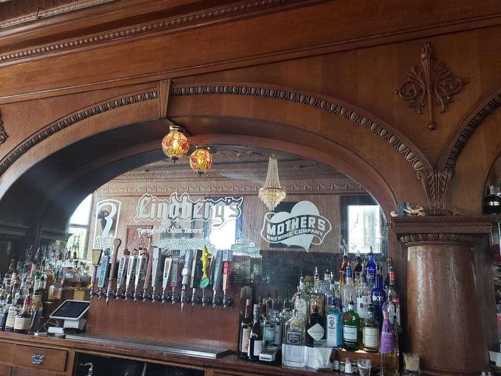 Lindbergs Tavern | restaurant | 318 W Commercial St, Springfield, MO 65803, USA | 4178688900 OR +1 417-868-8900