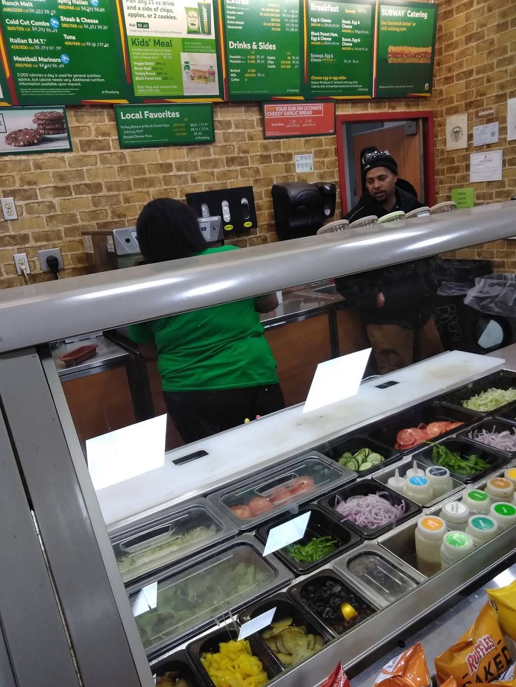 Subway | restaurant | 4601 McCullough Blvd, Tupelo, MS 38804, USA | 6628405343 OR +1 662-840-5343