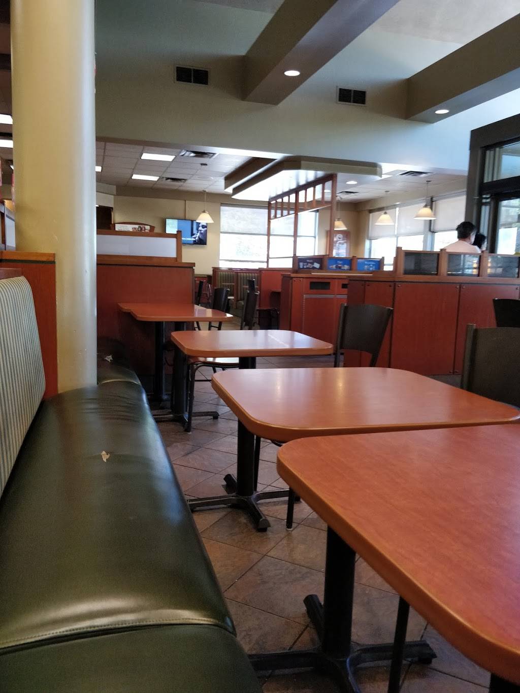Wendys | restaurant | 731 Eastern Ave, Toronto, ON M4M 3H6, Canada | 4164659904 OR +1 416-465-9904