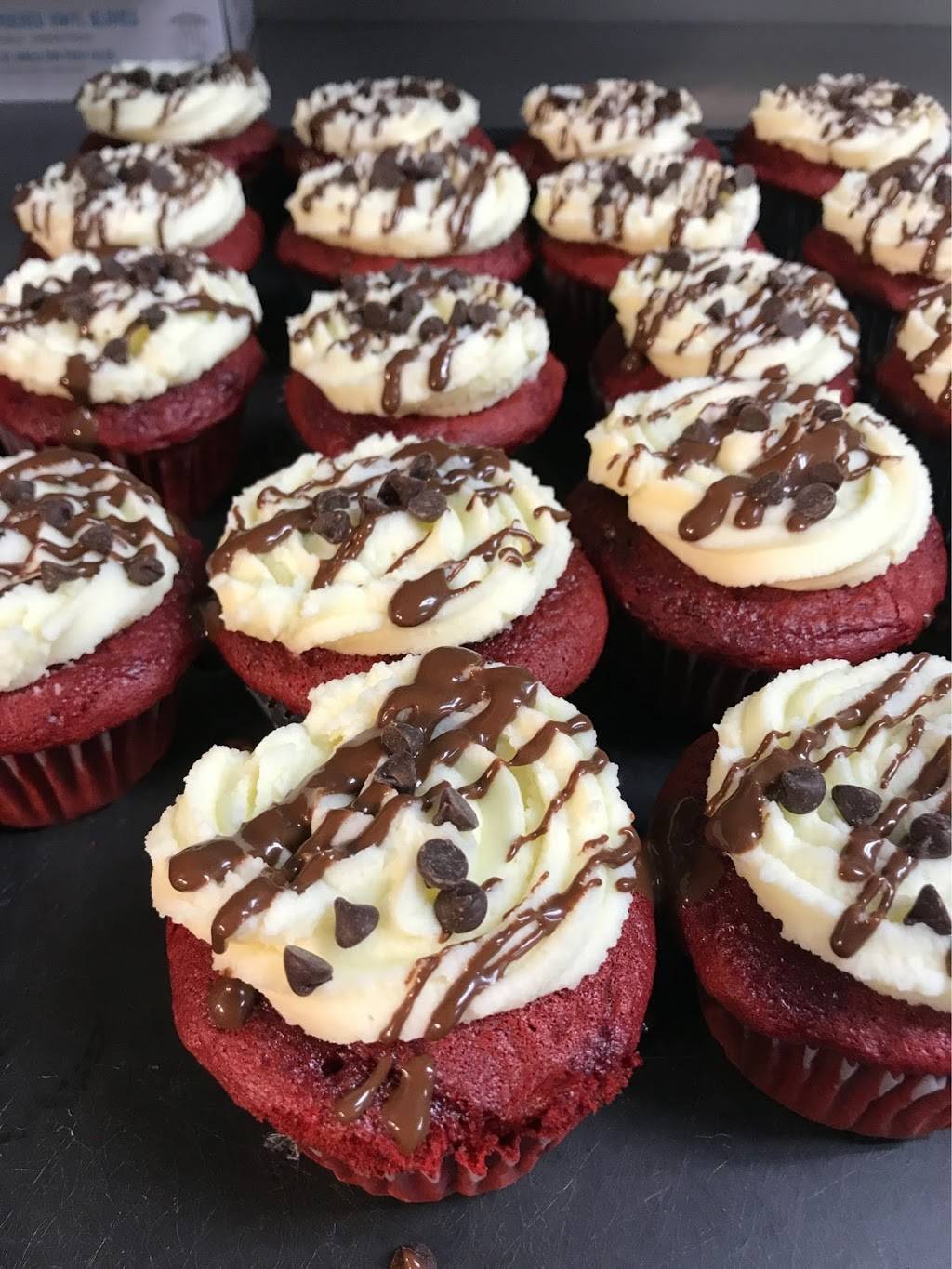 Bodega | meal takeaway | 11 W High St, Oxford, OH 45056, USA | 5135231338 OR +1 513-523-1338