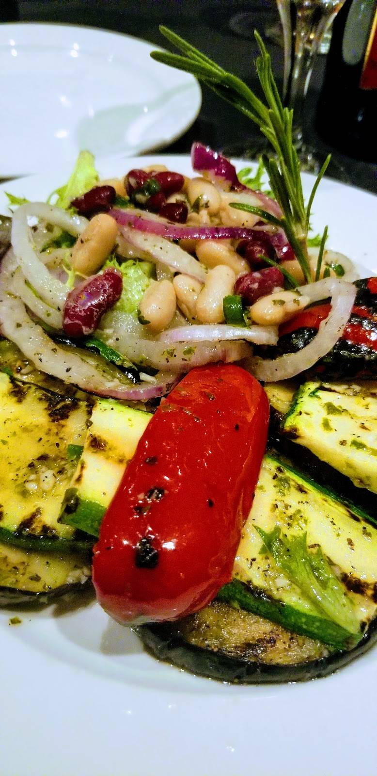 Meridiana | restaurant | 500 Boulevard Saint-Martin O, Laval, QC H7M 3Y2, Canada | 4509757555 OR +1 450-975-7555