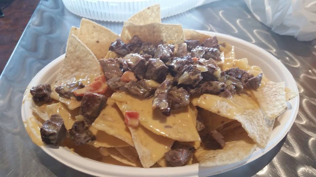 Izzos Illegal Burrito - Harvey | restaurant | 1901 Manhattan Blvd #101, Harvey, LA 70058, USA | 5045706077 OR +1 504-570-6077