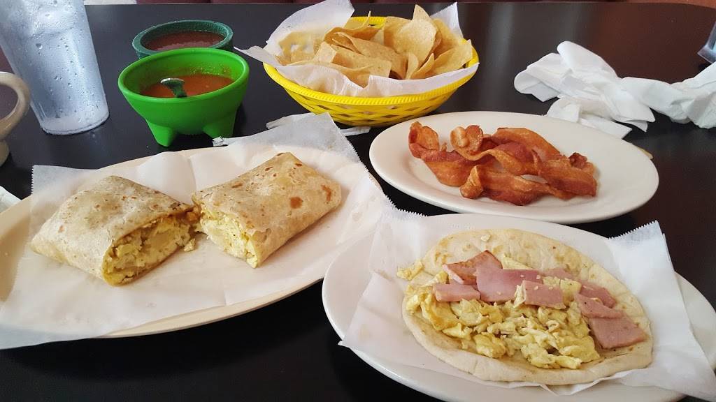 El Emperador Mexican Restaurant | restaurant | 601 W Main St, Tomball, TX 77375, USA | 2813575492 OR +1 281-357-5492