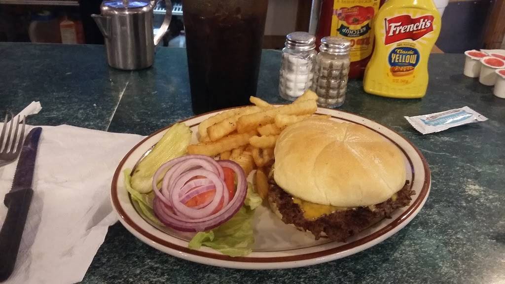 Henrys Diner | restaurant | 836 Old Lincoln Hwy, Crescent, IA 51526, USA | 7125453600 OR +1 712-545-3600
