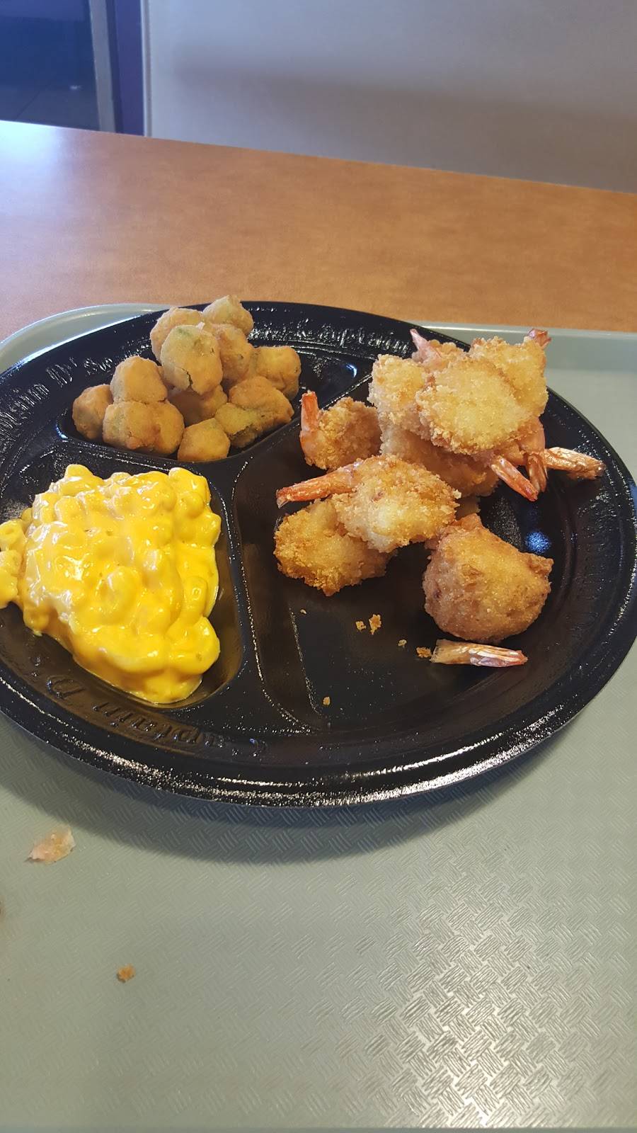 Captain Ds | restaurant | 110 Kefauver Ln, Madisonville, TN 37354, USA | 4234209455 OR +1 423-420-9455