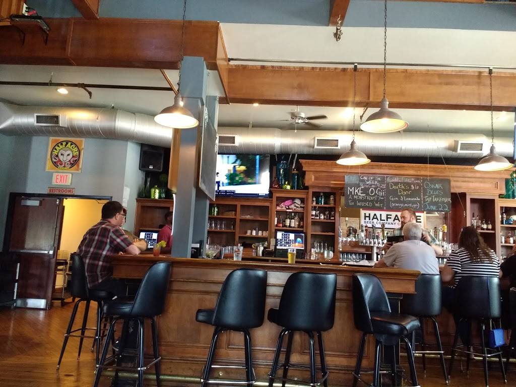 Brickhouse Craft Burgers & Brews | restaurant | 500 Grant St, De Pere, WI 54115, USA | 9203382337 OR +1 920-338-2337