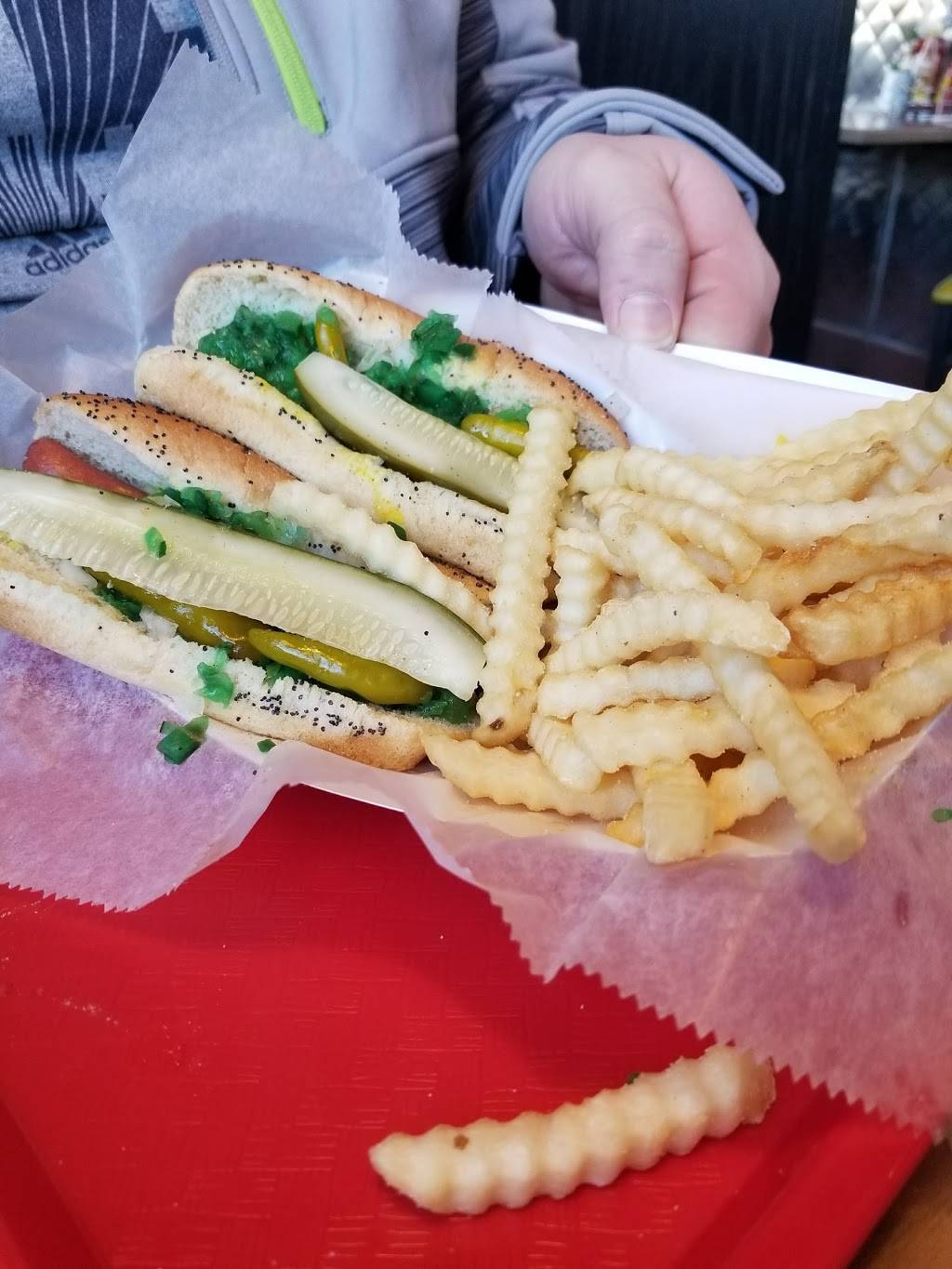 Tommys on Grand | meal takeaway | 6001 W Grand Ave, Chicago, IL 60639, USA | 7737453444 OR +1 773-745-3444