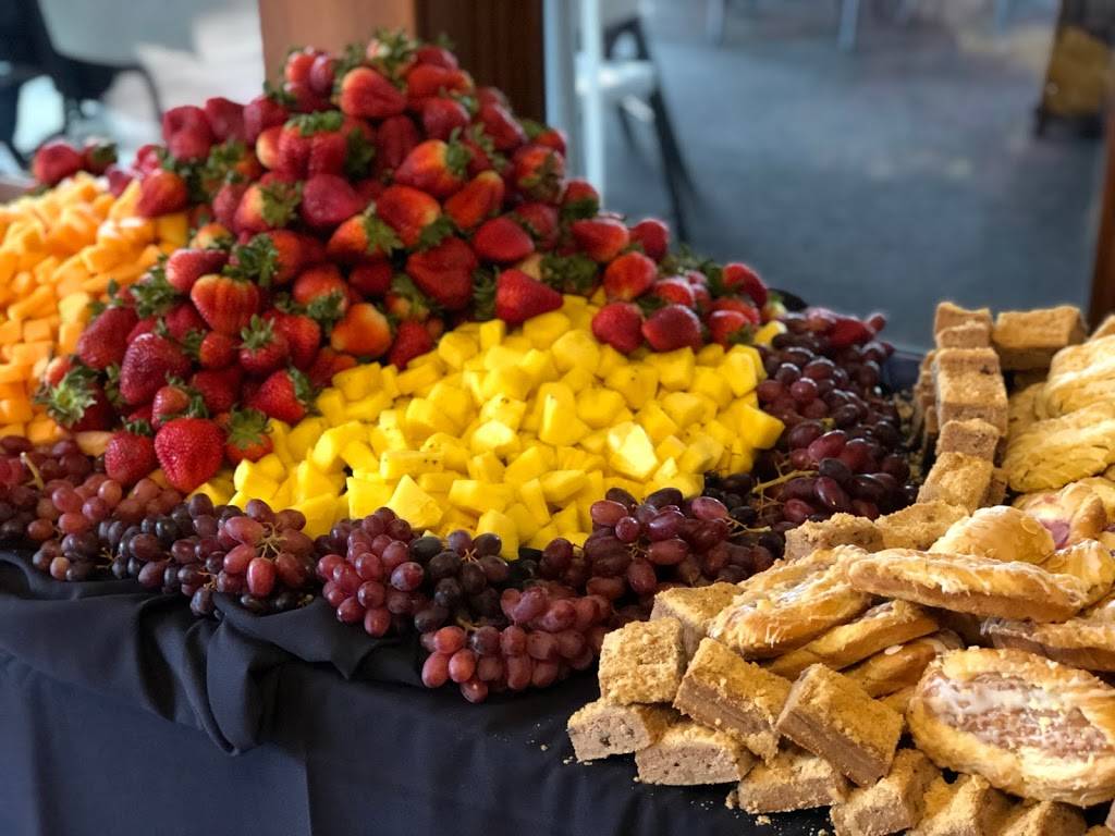 The Nest at Falcon Lakes | restaurant | 4605 Clubhouse Dr, Basehor, KS 66007, USA | 9136624000 OR +1 913-662-4000