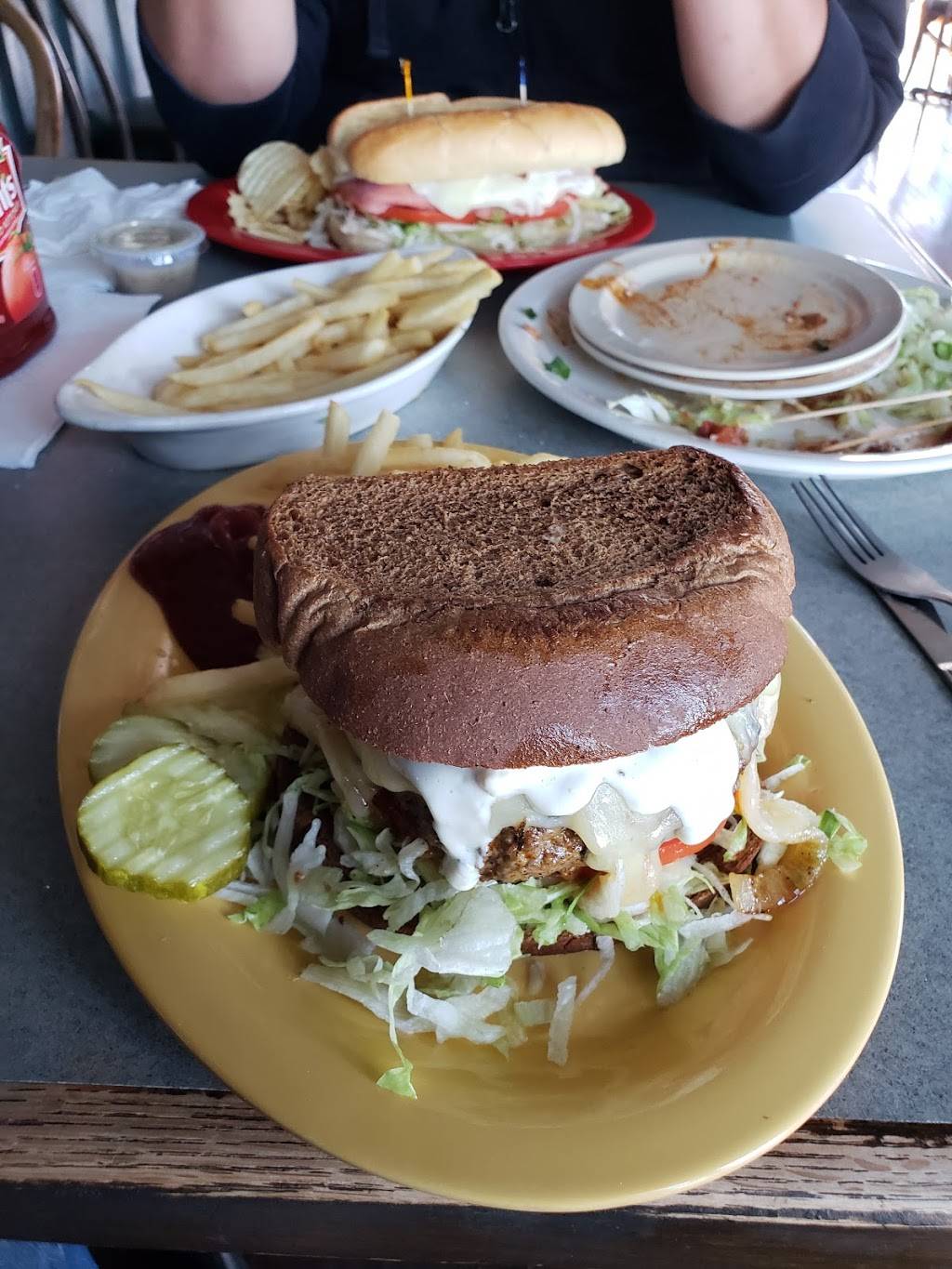 Back Porch Saloon | restaurant | 9626 Princeton Glendale Rd, West Chester Township, OH 45011, USA | 5138742432 OR +1 513-874-2432