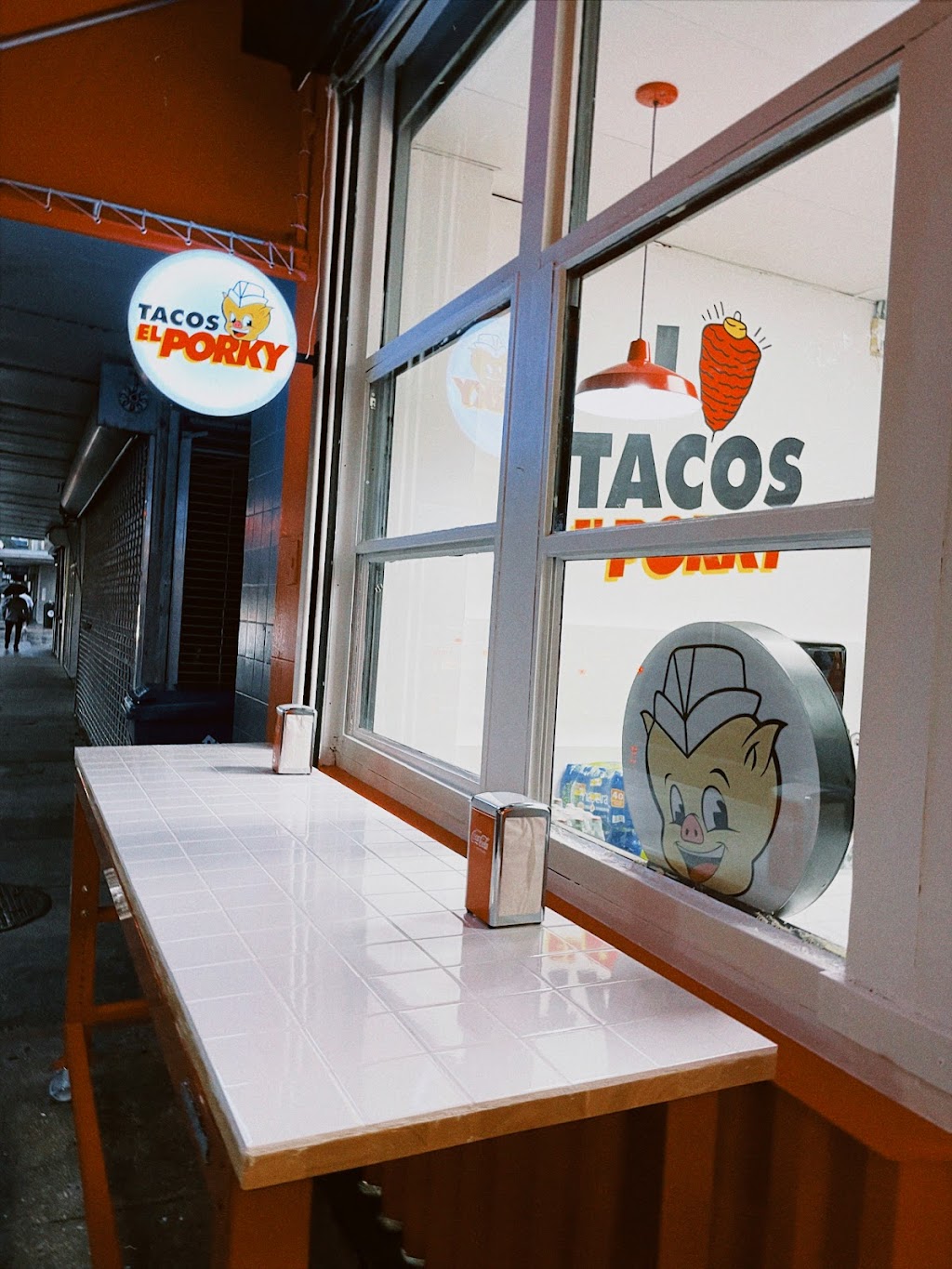 Tacos El Porky | restaurant | 16 W Flagler St, Miami, FL 33130, USA | 3053597997 OR +1 305-359-7997