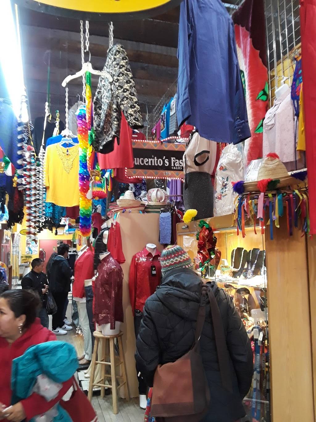 Mercado Central | restaurant | 1515 E Lake St, Minneapolis, MN 55407, USA | 6127285485 OR +1 612-728-5485