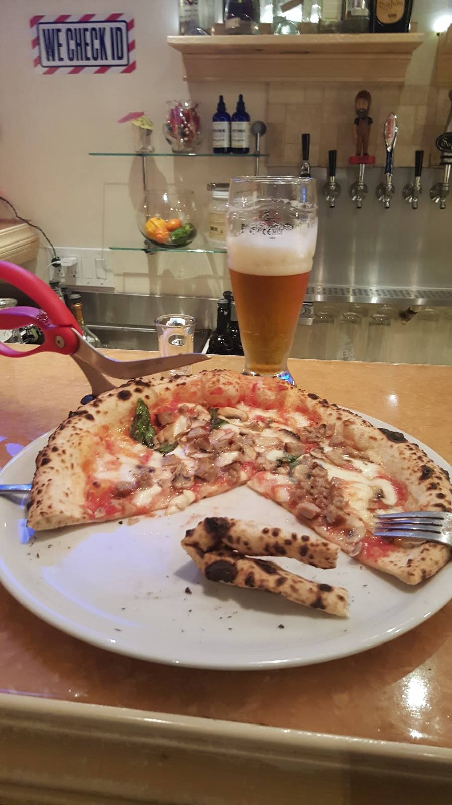 Menomale Craft Beer and Pizza | restaurant | 2711 12th St NE, Washington, DC 20018, USA | 2022483946 OR +1 202-248-3946