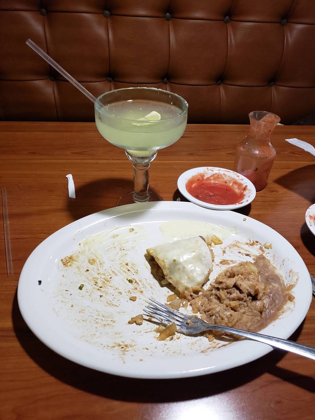 Cinco Di Mayo | restaurant | Clinton, IL 61727, USA | 2179357000 OR +1 217-935-7000