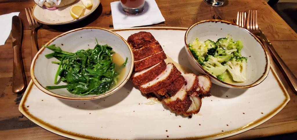 State House | restaurant | 15591 E 104th Ave, Commerce City, CO 80022, USA | 7203888789 OR +1 720-388-8789