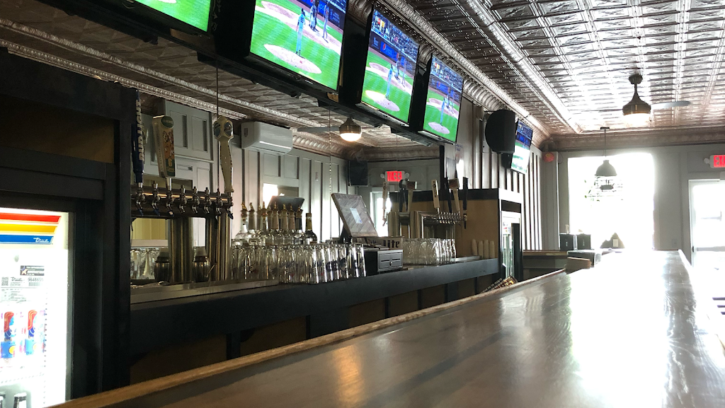 The Rooster Pub And Pizza | restaurant | 34 Main St, Brockport, NY 14420, USA | 5853913099 OR +1 585-391-3099