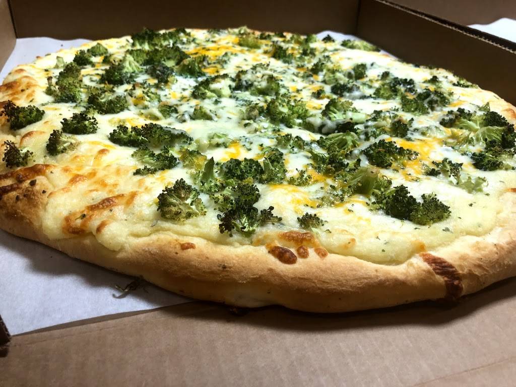 Ice House Pizzeria & Grille | restaurant | 390 Water St, Conneaut Lake, PA 16316, USA | 8142130076 OR +1 814-213-0076