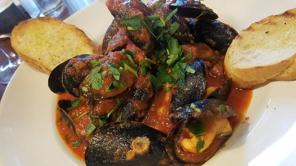 Skippack Village Italian Market | meal takeaway | 4101 Skippack Pike, Skippack, PA 19474, USA | 6105844050 OR +1 610-584-4050